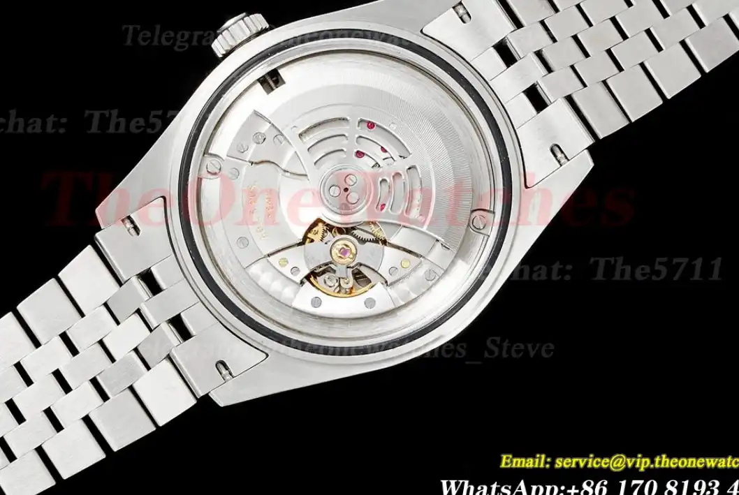 SkyDweller 326934 42mm Jubilee SS SS White Stk FNF A9001