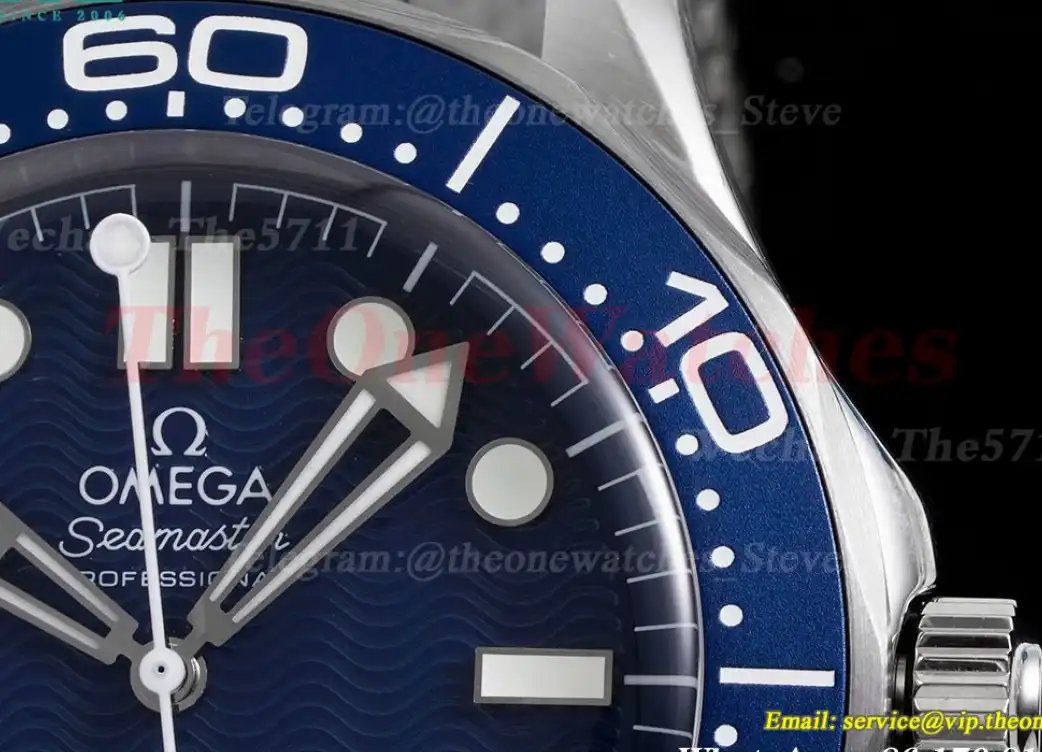 Seamaster 300m James Bond 60th 42mm SS SS Blue Dial VSF A8806