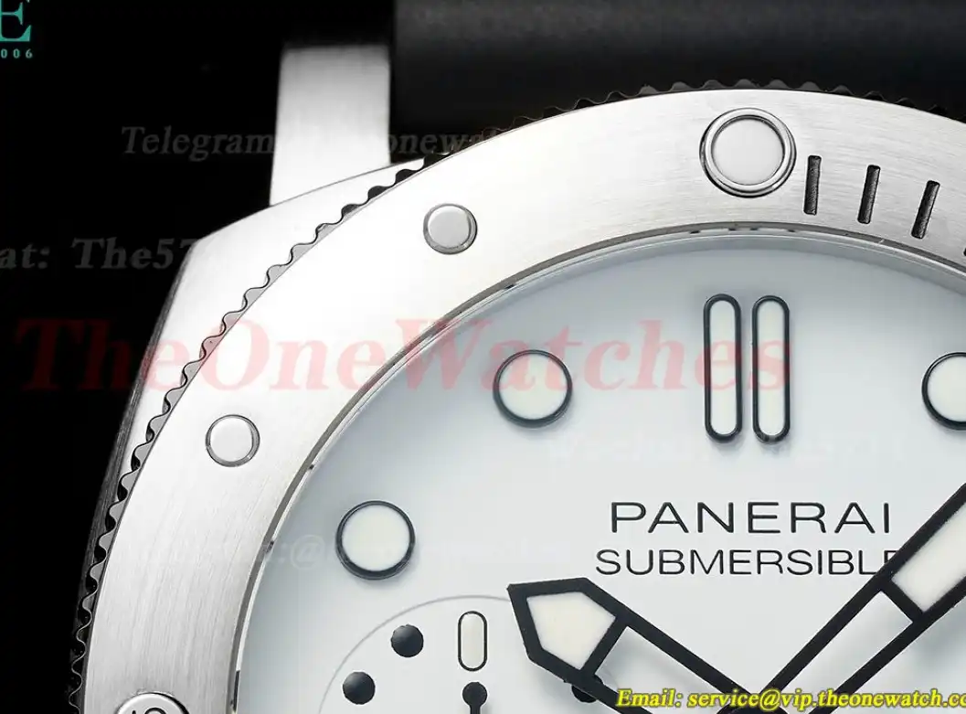 Submersible PAM2223 42mm SS RU White Dial VSF P900