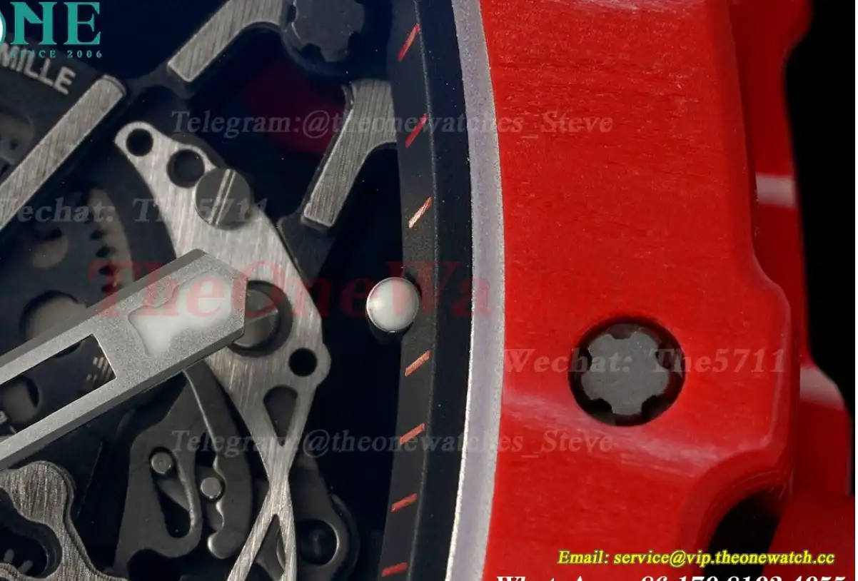 RM035-02 NTPT RU Red Case on Red Rubber Strap ZF V6 RMAL1