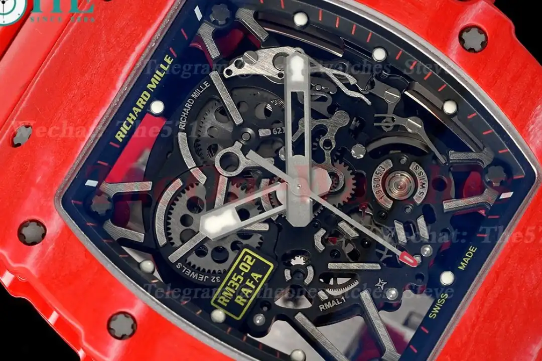 RM035-02 NTPT RU Red Case on Red Rubber Strap ZF V6 RMAL1