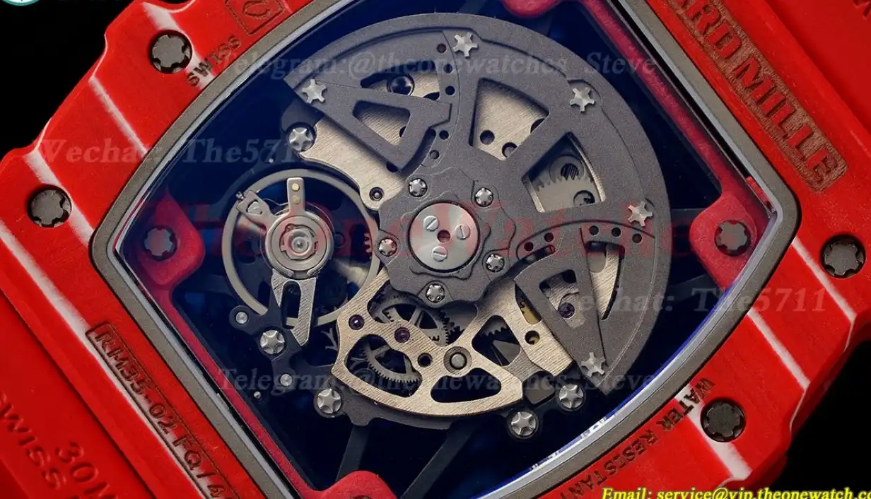 RM035-02 NTPT RU Red Case on Red Rubber Strap ZF V6 RMAL1