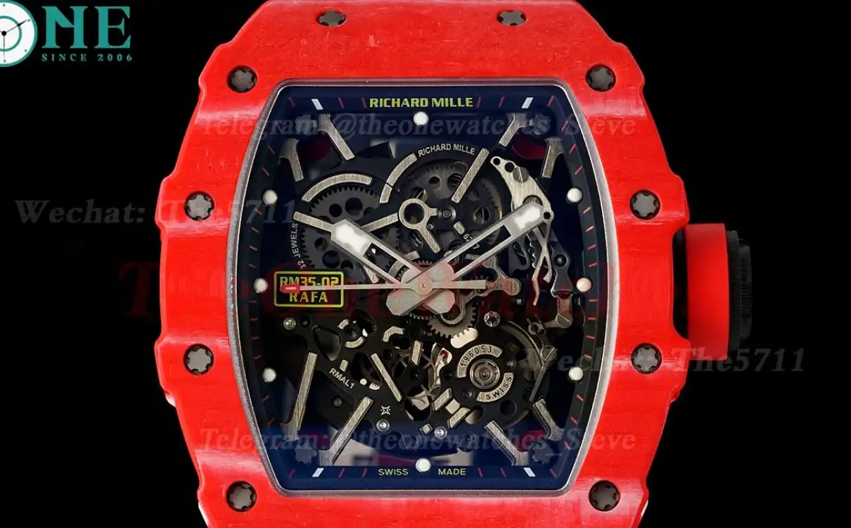 RM035-02 NTPT RU Red Case on Black Rubber Strap ZF V6 RMAL1