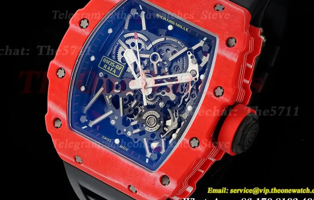 RM035-02 NTPT RU Red Case on Black Rubber Strap ZF V6 RMAL1