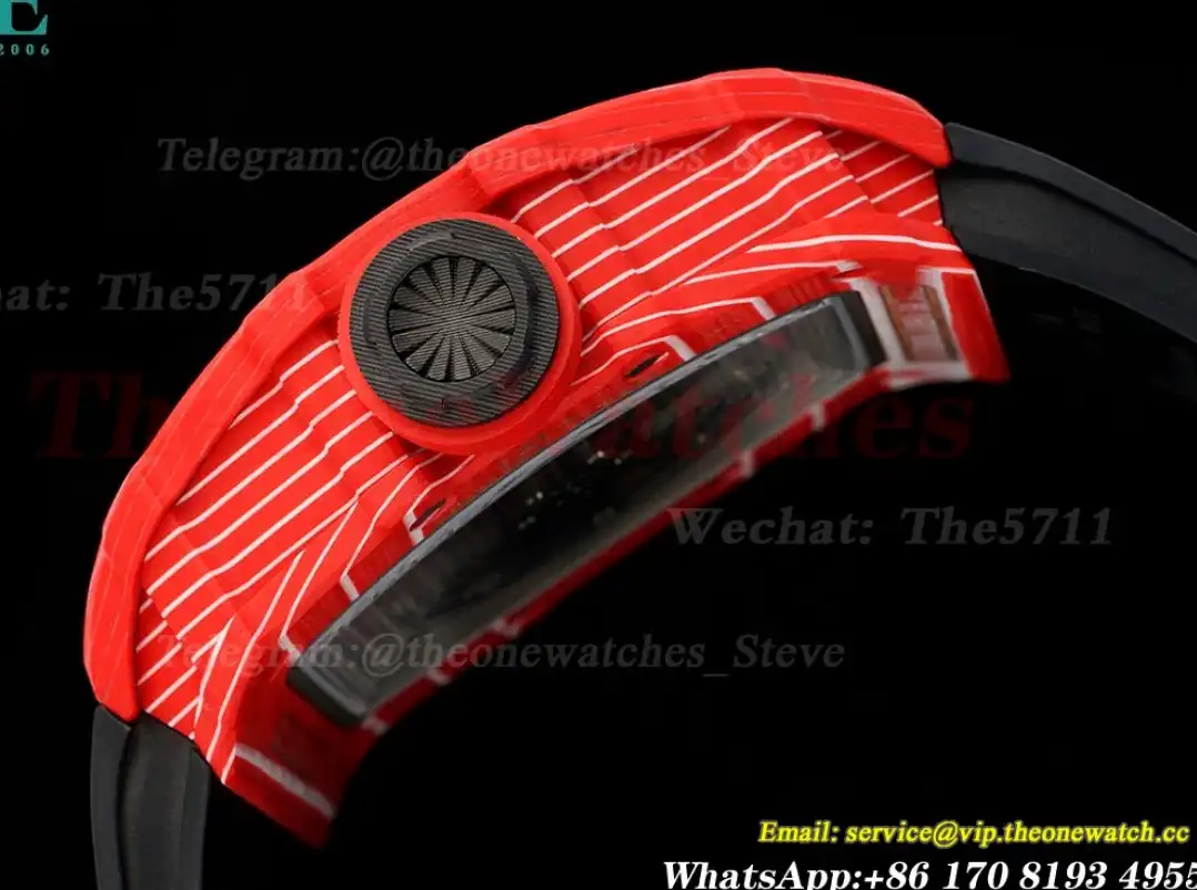 RM035-02 NTPT RU Red Case on Black Rubber Strap ZF V6 RMAL1