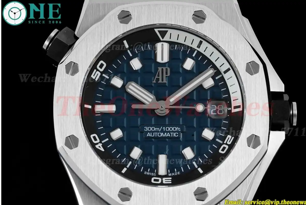 Royal Oak Offshore Diver 15720 42mm SS RU Blue Stk APF A4308