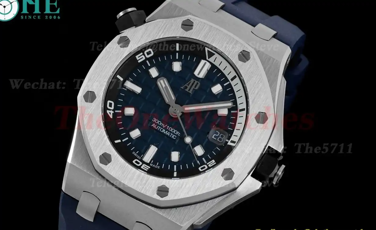 Royal Oak Offshore Diver 15720 42mm SS RU Blue Stk APF A4308