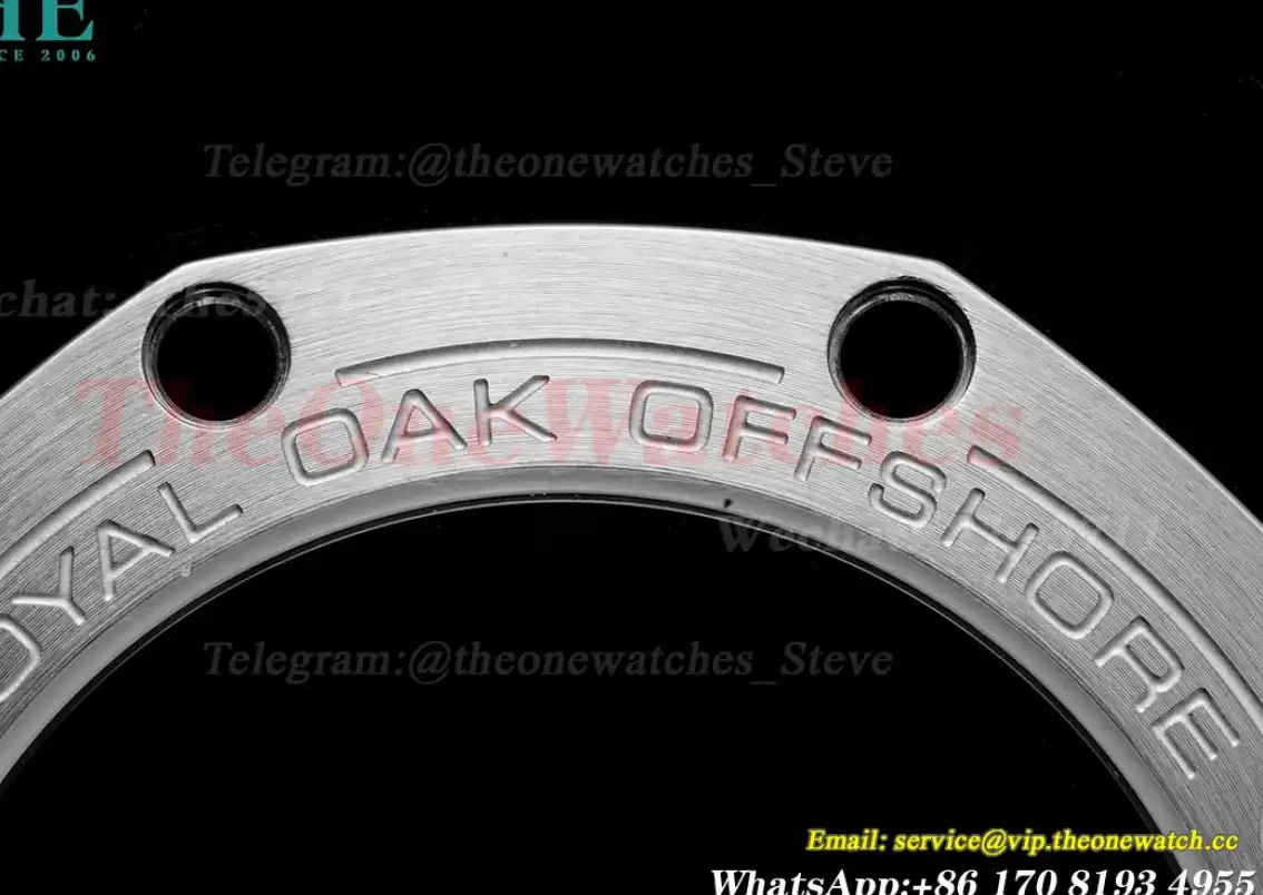 Royal Oak Offshore Diver 15720 42mm SS RU Grey Stk APF A4308