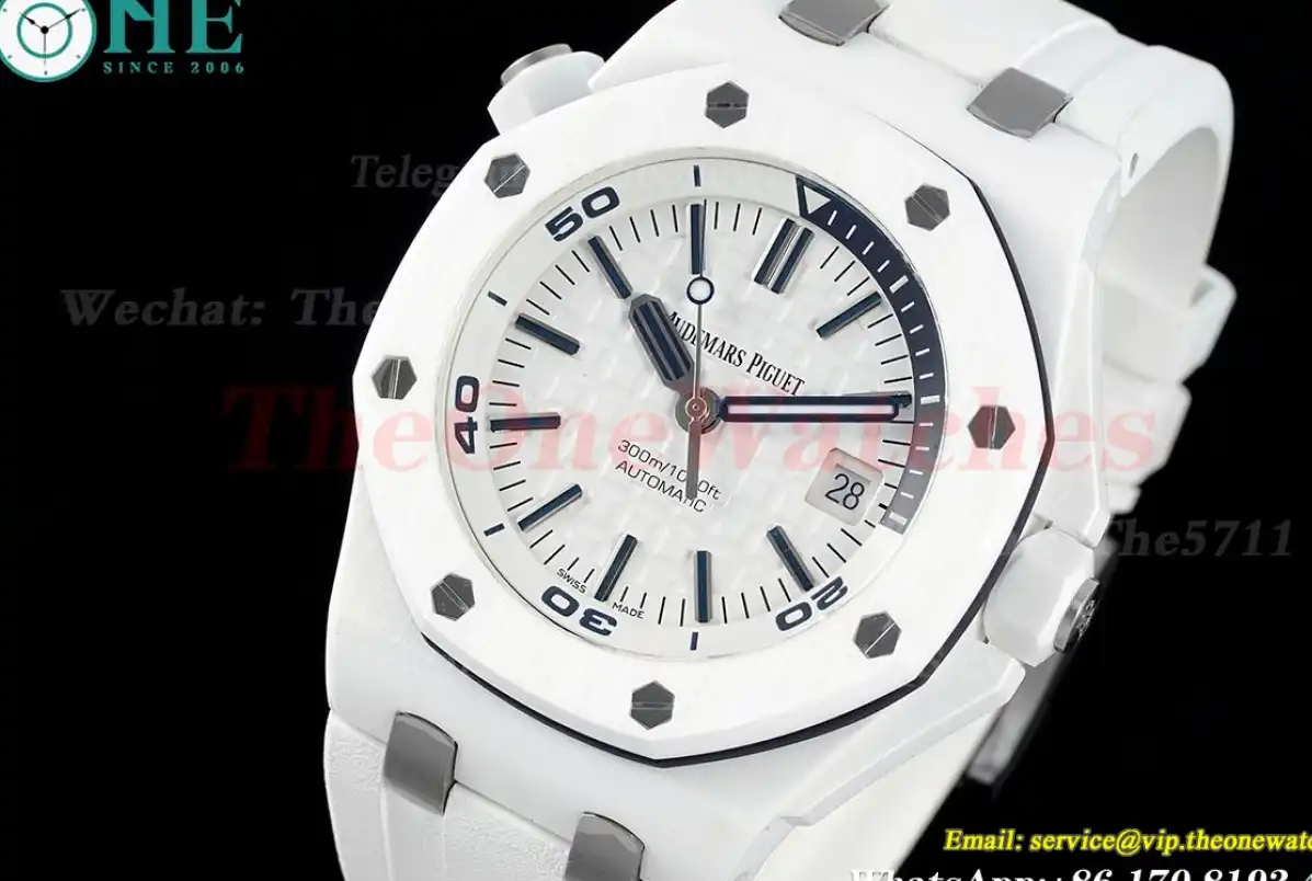 Royal Oak Diver 15707 CER RU White ZF SA3120 Super Clone