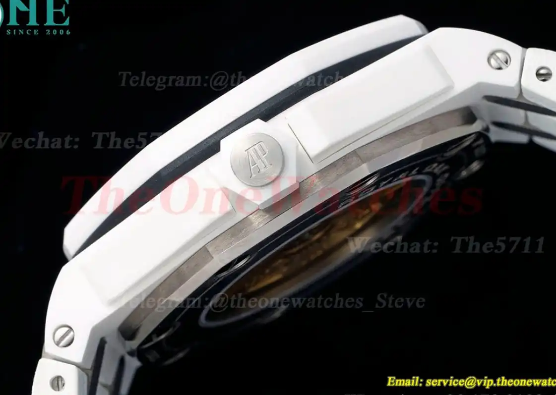 Royal Oak Diver 15707 CER RU White ZF SA3120 Super Clone