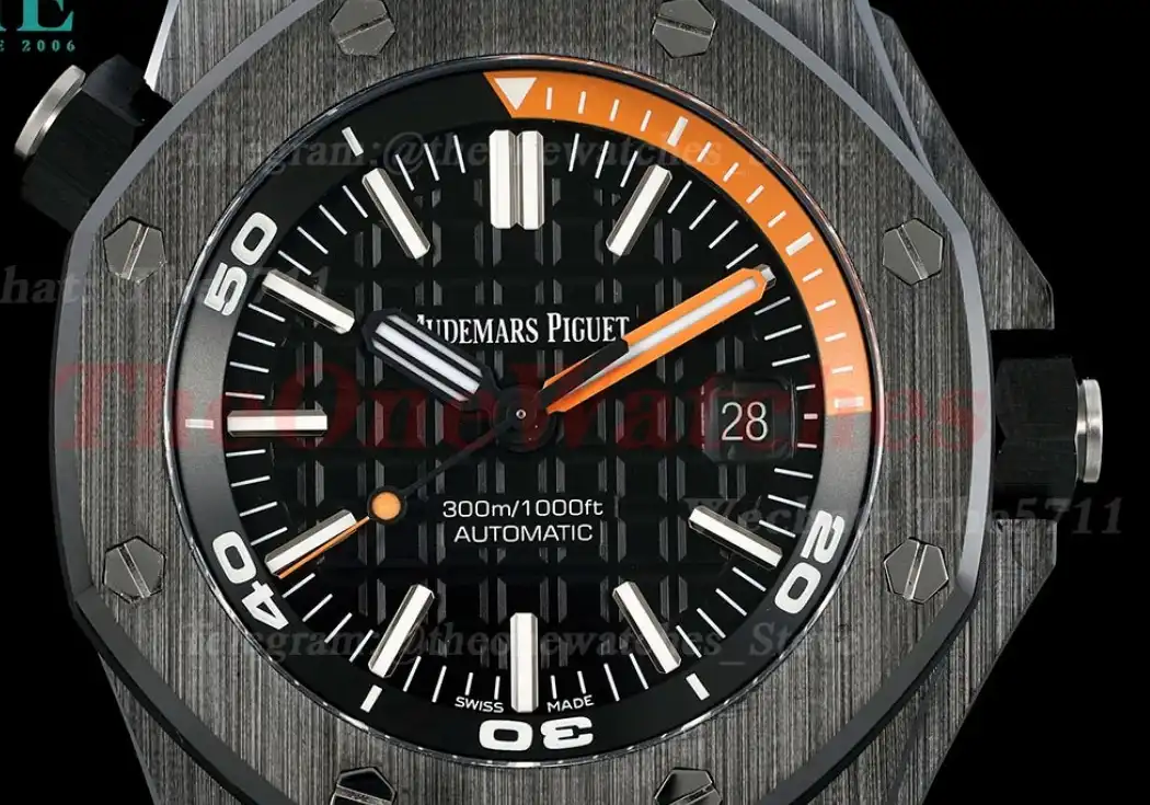 Royal Oak Diver 15707 CER RU Black ZF SA3120 Super Clone