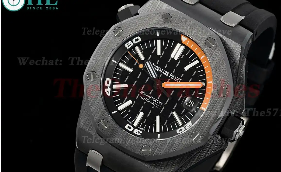 Royal Oak Diver 15707 CER RU Black ZF SA3120 Super Clone