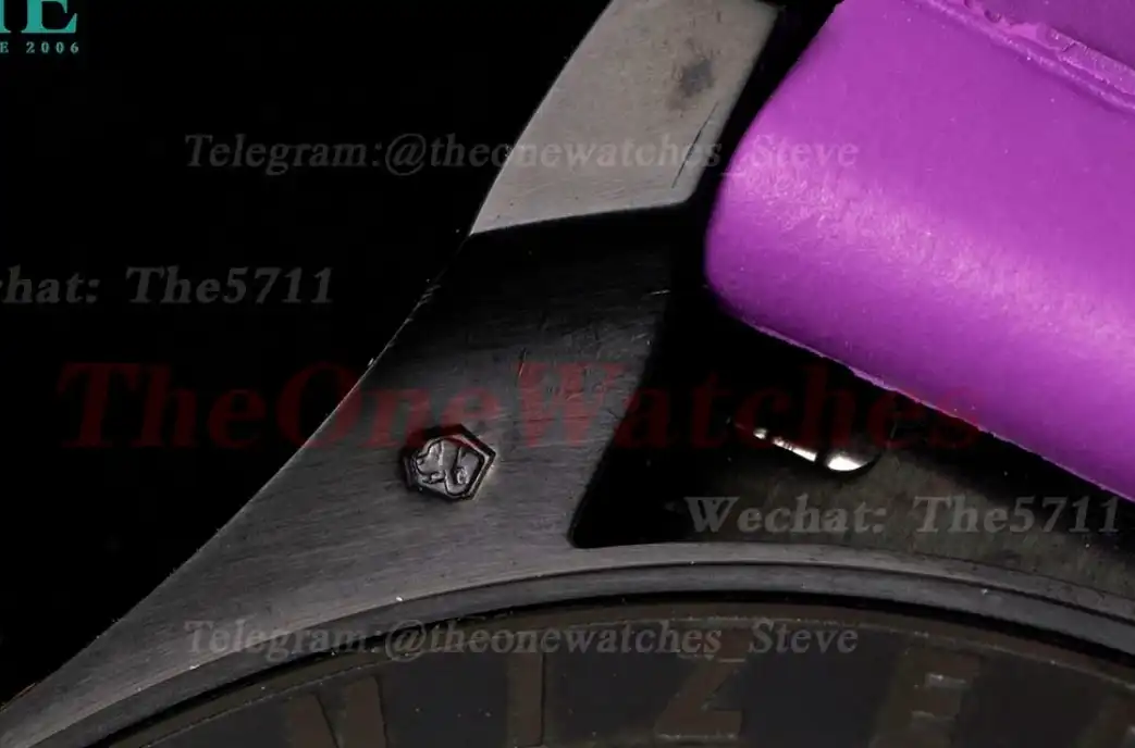 Daytona Blaken 40mm DLC RU Skeleton Dial On Purple Rubber N6F DD4130