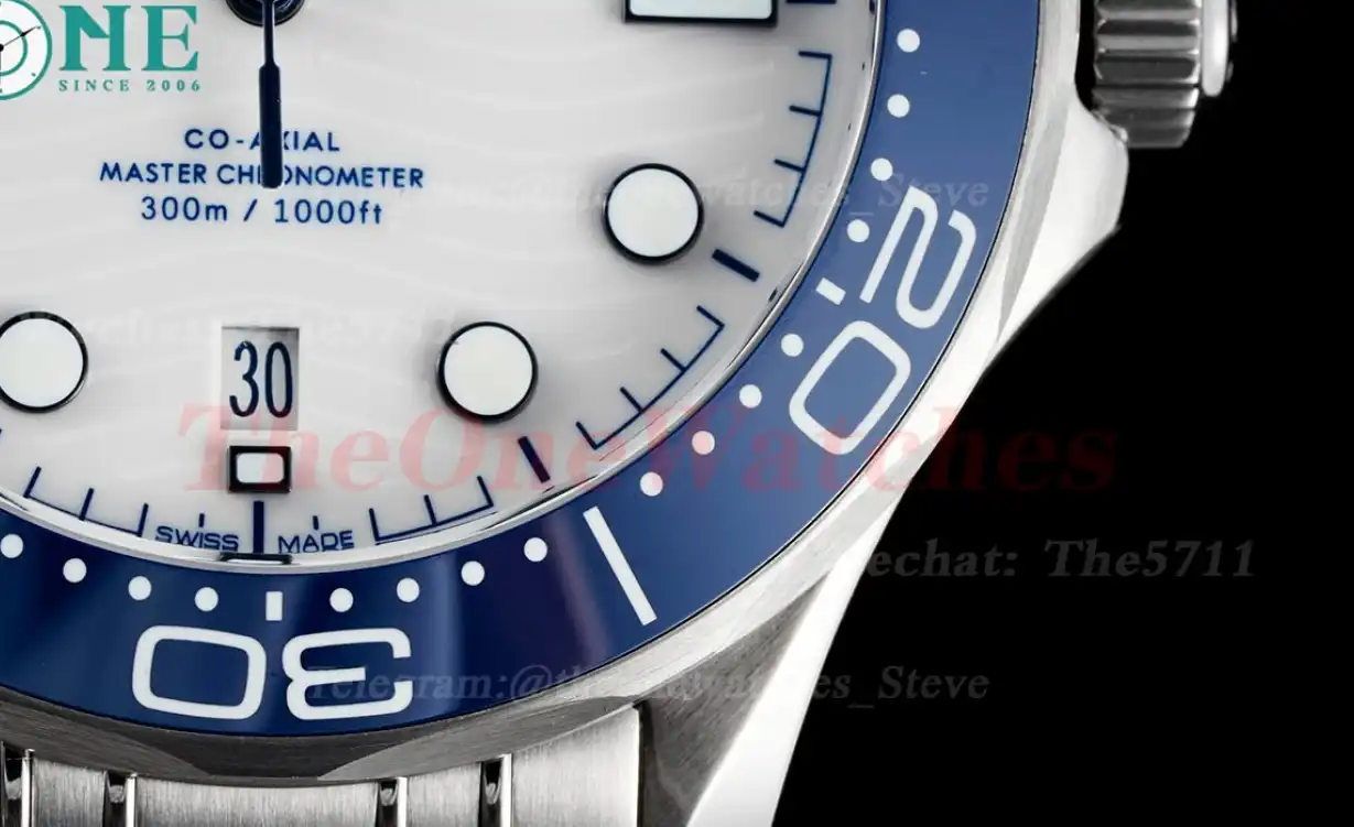 Seamaster 300m 42mm SS SS White Blue ZF A8800