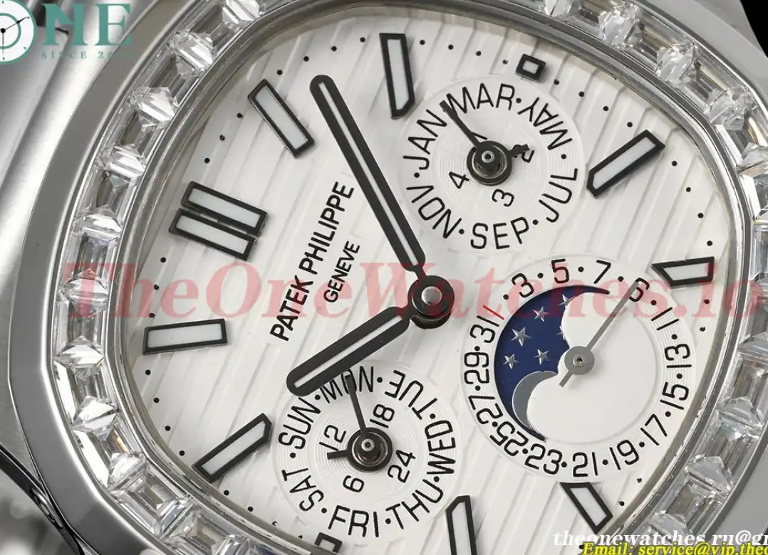 Nautilus 40mm 5740 SS SS White Stk diamonds GRF A240