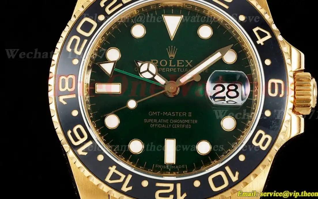 GMT Master II 116718 40mm Warpped YG YG Green Dial KF VR3186