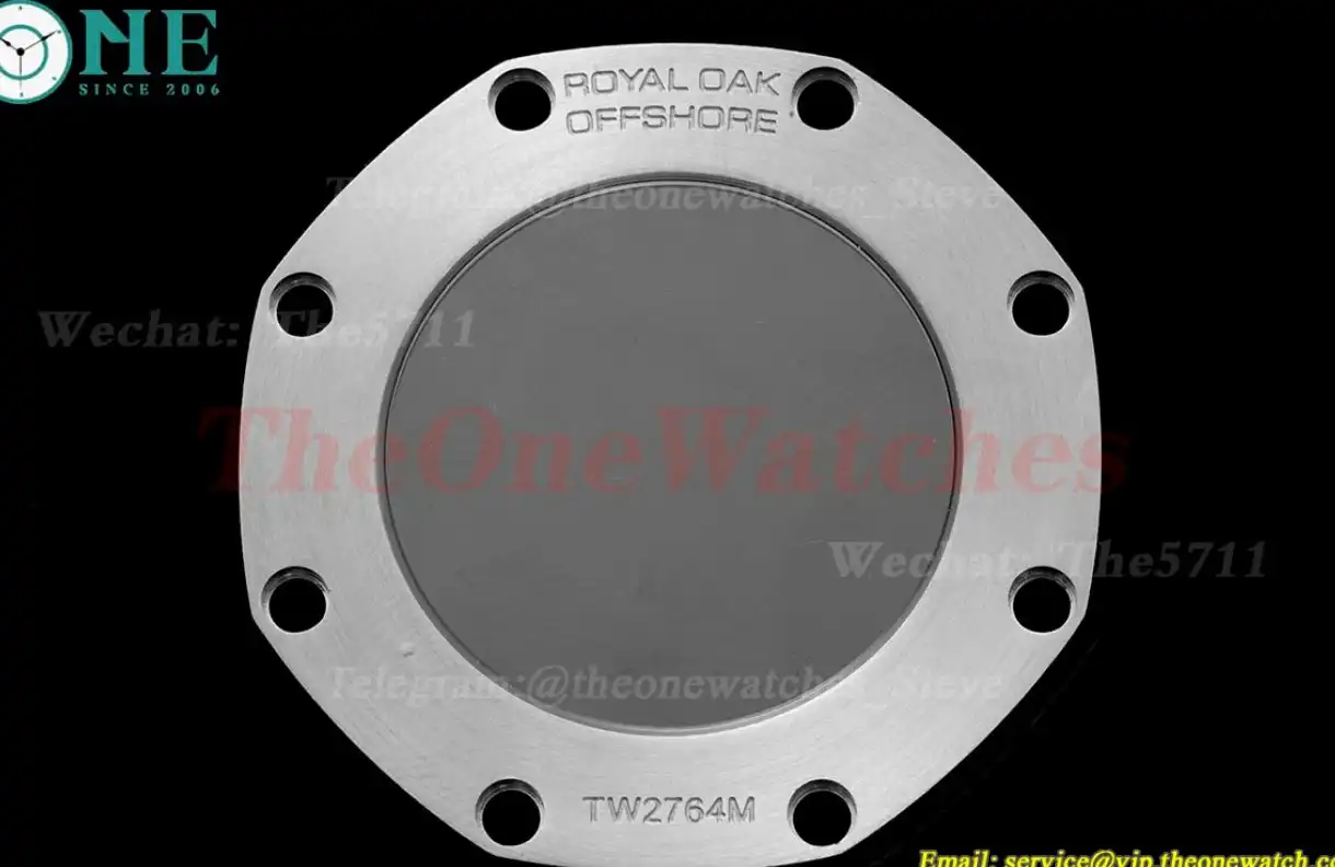 Royal Oak Offshore 42mm SS RU Grn Wht APF V2 A4404