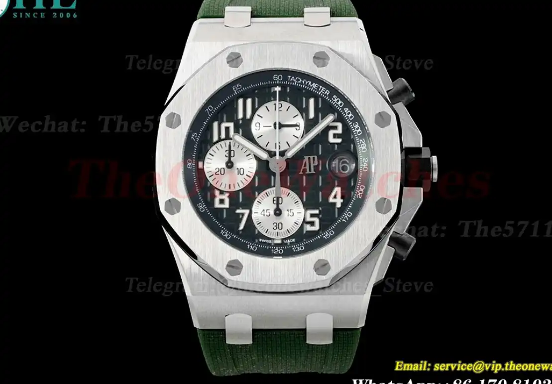 Royal Oak Offshore 42mm SS RU Grn Wht APF V2 A4404