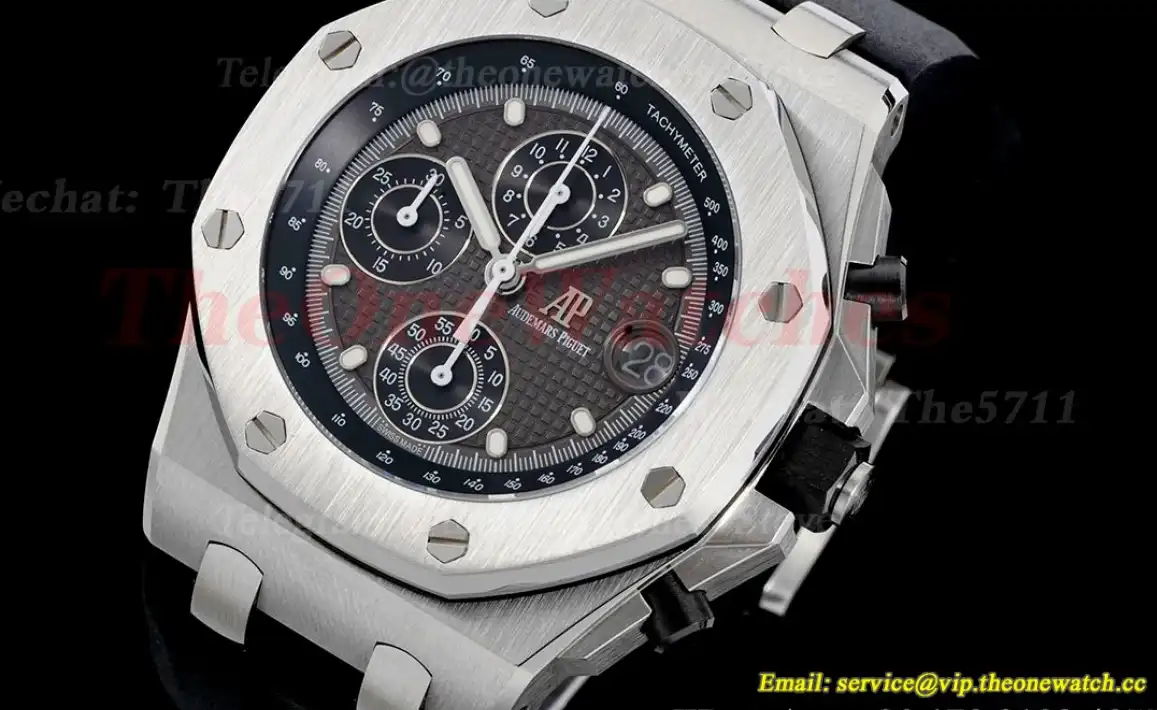 Royal Oak Offshore 42mm SS RU Black APF V2 A4404