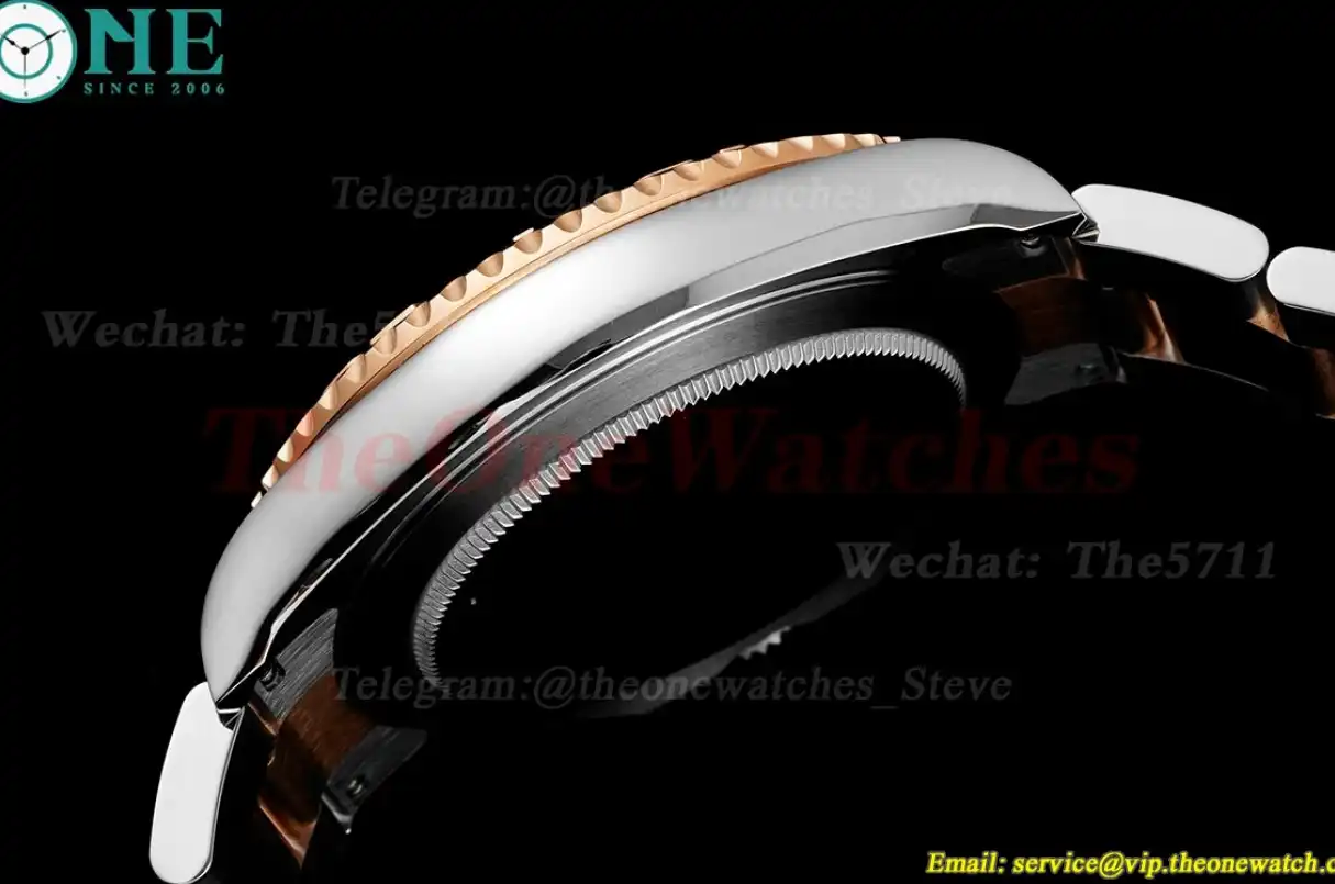 Yacht-Master 126621 40mm SS RG Black Dot Clean VR3235