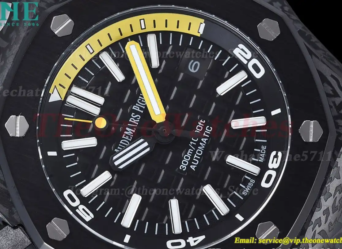 Royal Oak Offshore Diver 15706 42mm FC RU Black Stk GDF MY8215