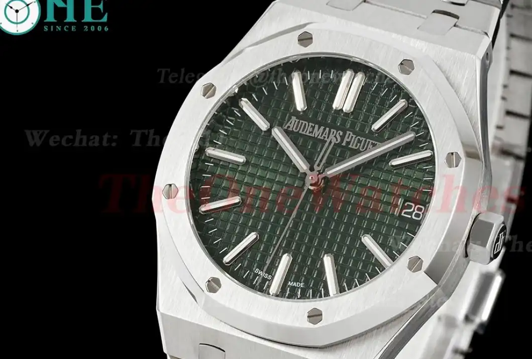 Royal Oak 41mm 15510 SS SS Green Stk IPF A4302 Super Clone