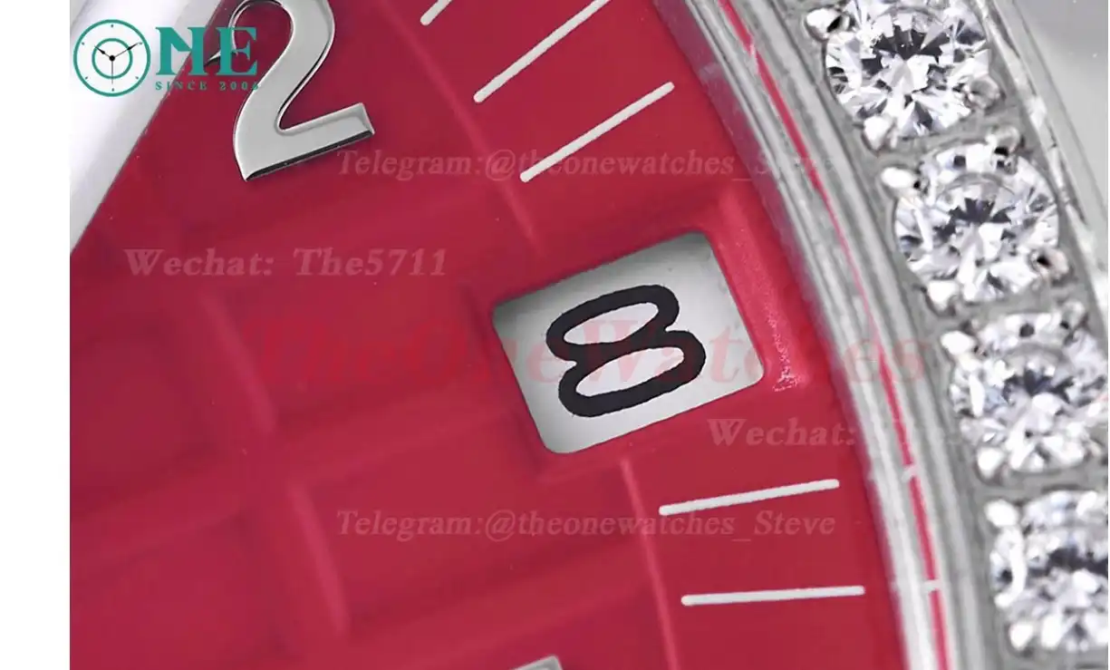 Aquanaut Ladies 35mm Diamond Bezel SS RU Red TWF A324