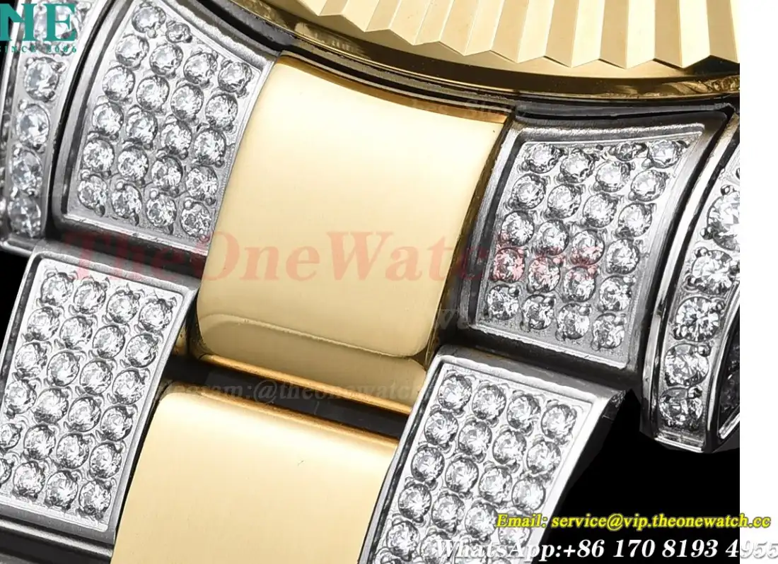 SkyDweller 42mm Diamond Oyster SS YG Gold Stk FNF A9001