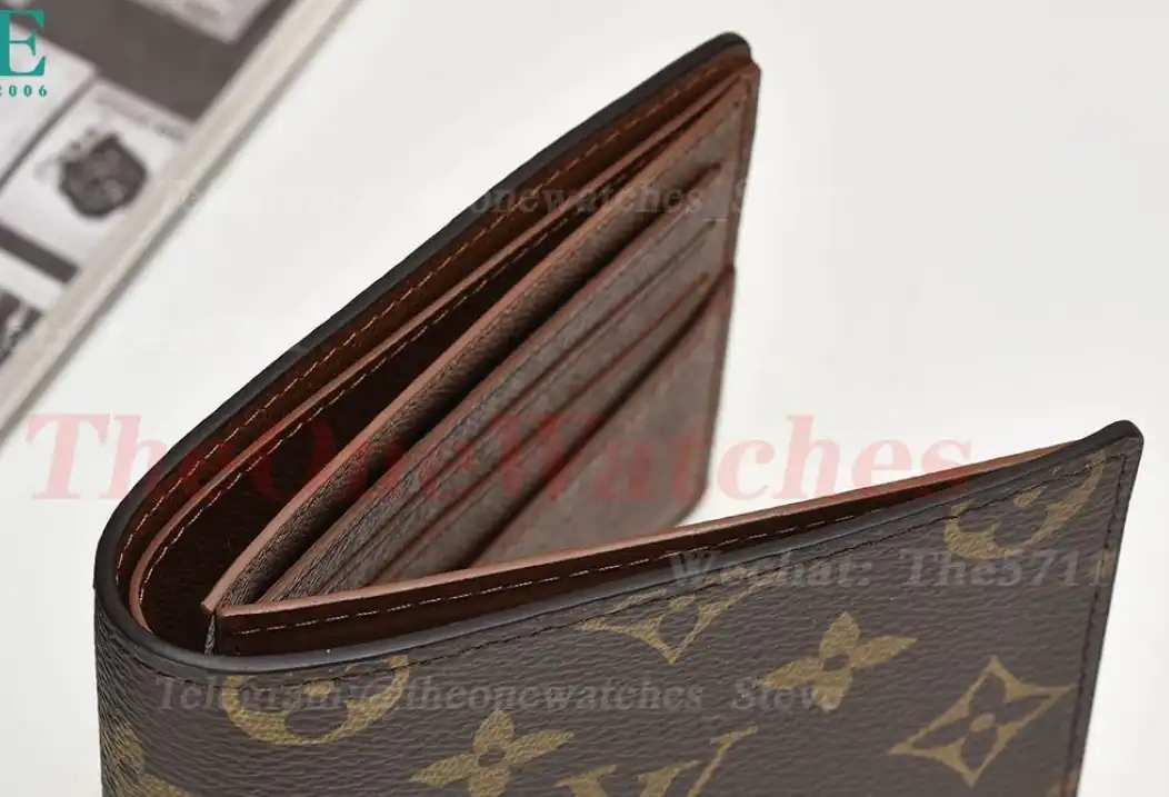 Louis Vuitton - Multiple Wallet M60895