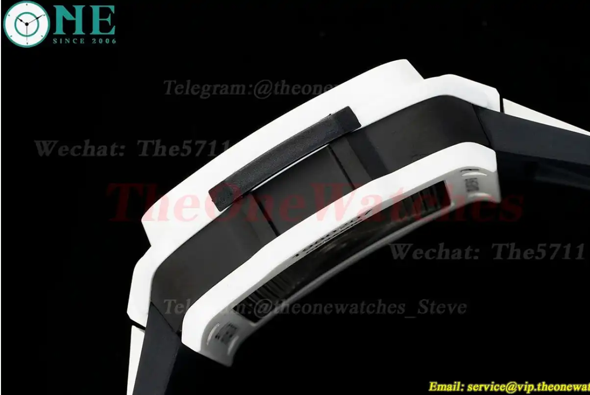 Square Bang Unico 42mm White Cer RU Skeleton Dial BBF HUB1280A