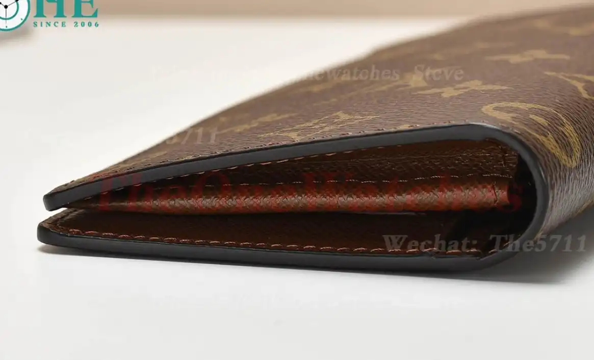 Louis Vuitton - Brazza Wallet Brown M66540