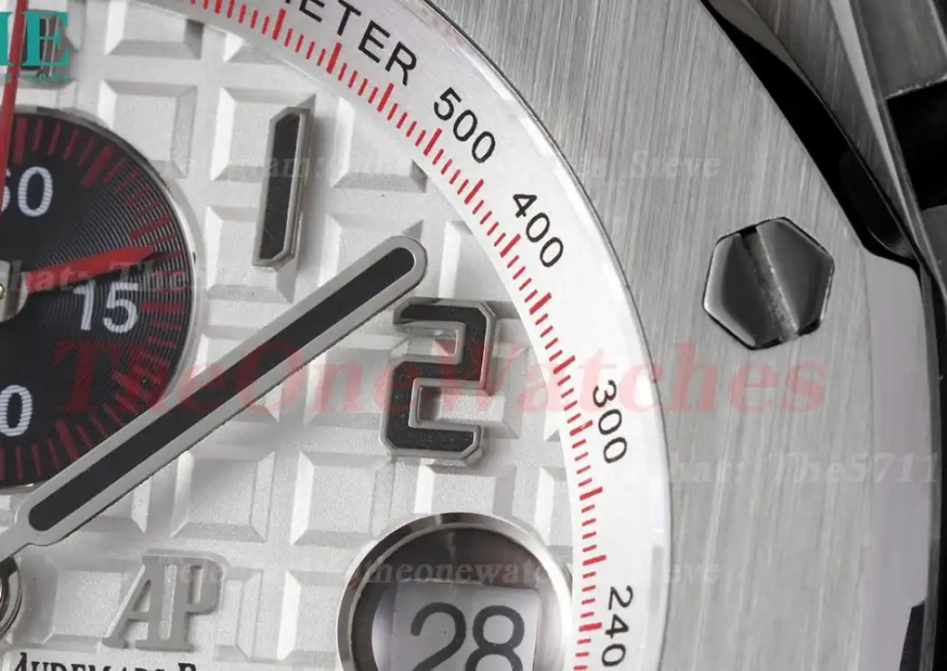 Royal Oak Offshore 42mm SS SS White Blk APF A7750