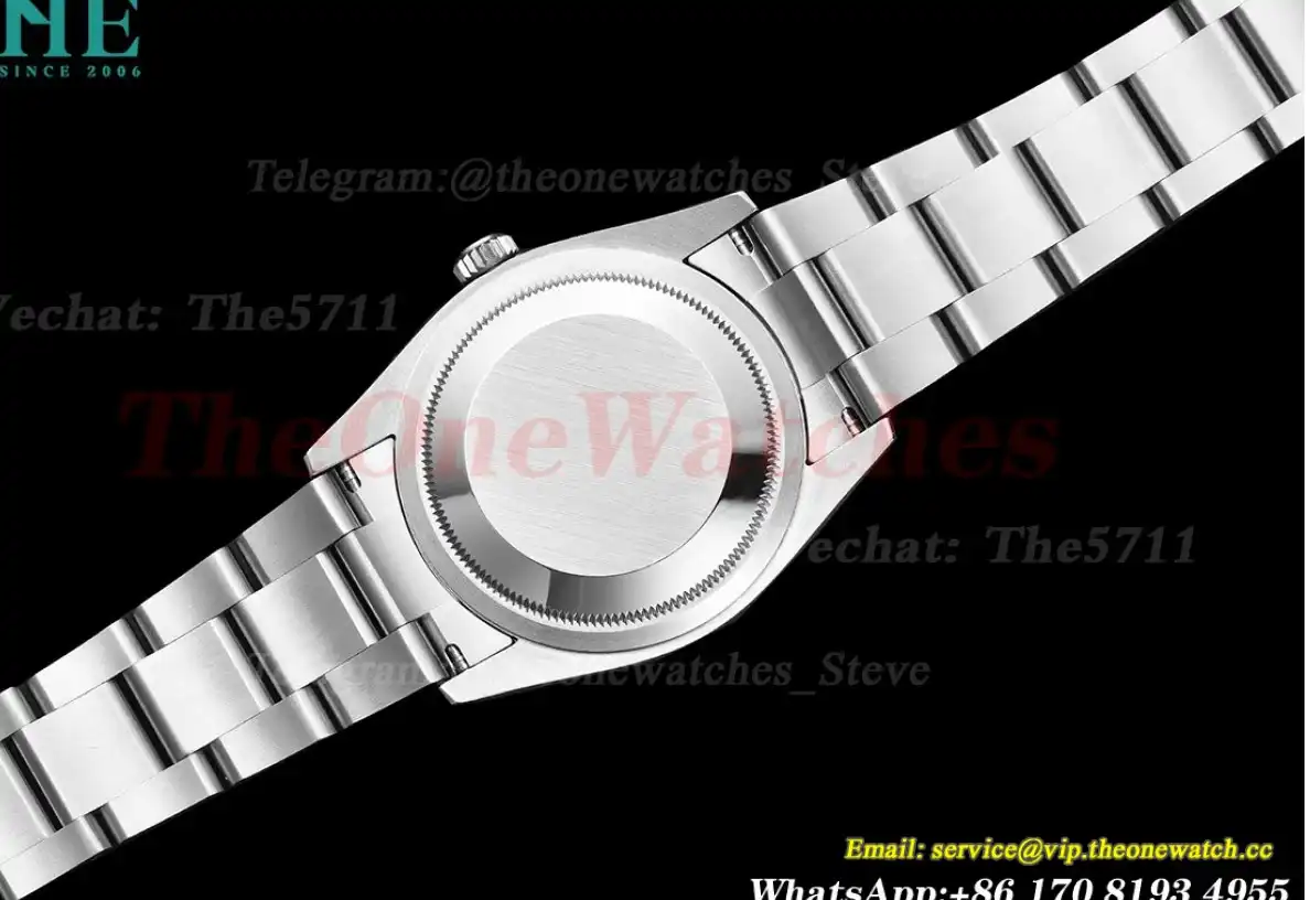 Oyster Perpetual 126000 36mm SS SS Red Dial EWF A3230