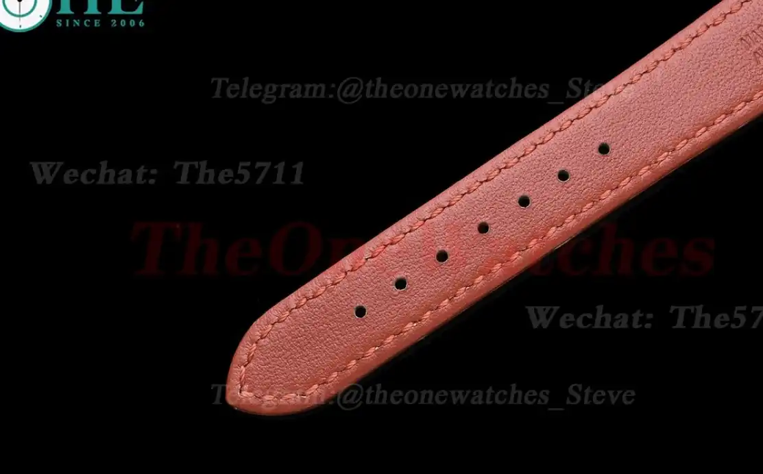 Tank Must Small White dial On Red Leather Strap K11F Quartz