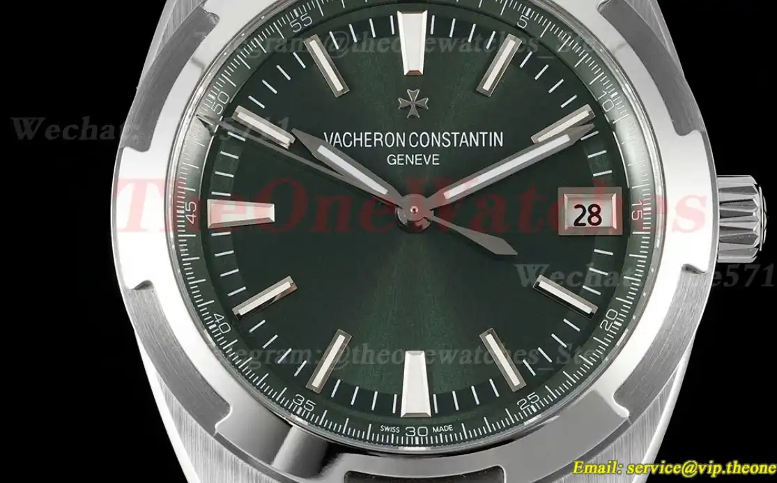 Overseas 4500V 41mm SS RU Green Dial 8F A5100