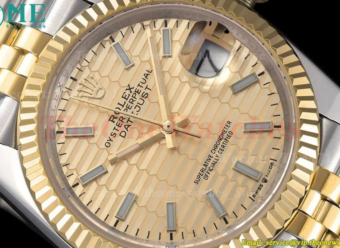 Datejust 126233 36mm Jub SS YG Gold Textured Dial Stk GDF MY8215