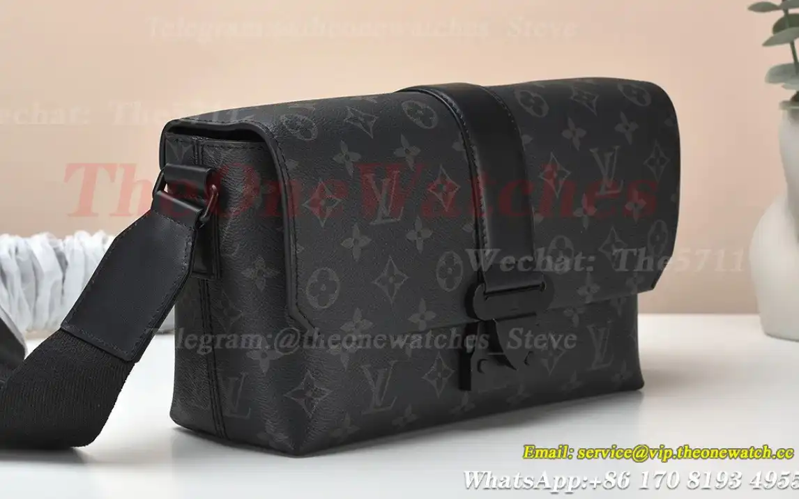 Louis Vuitton - S-Cape Messenger M46794