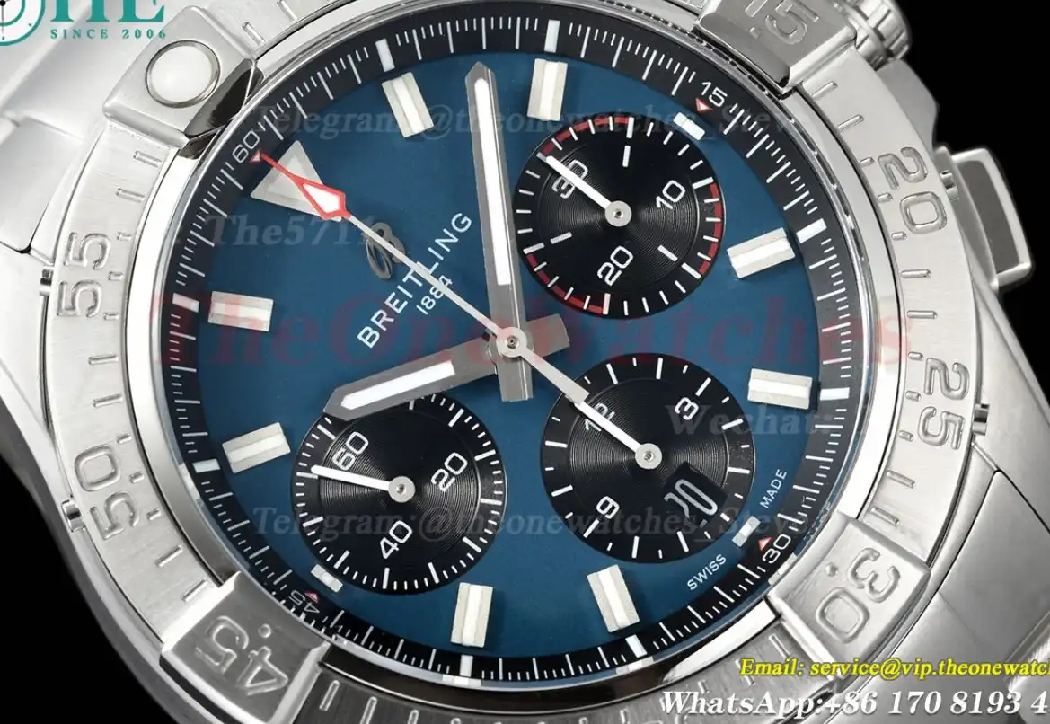 Avenger B01 Chrono 44mm SS SS Blue Dial BLSF Cal.01