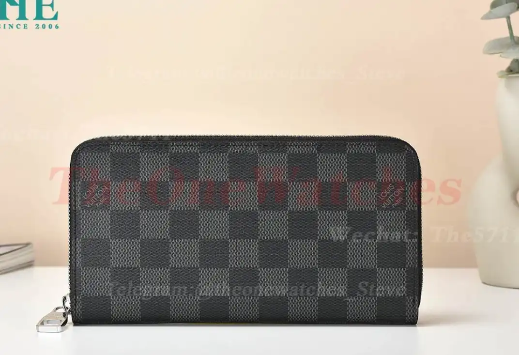 Louis Vuitton - Zippy Wallet Vertical N63095