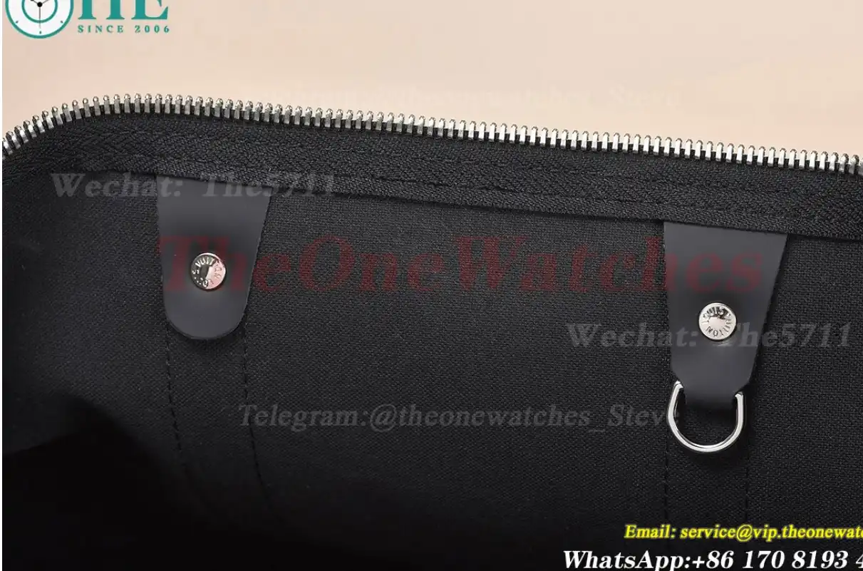 Louis Vuitton - Keepall Bandoulière 45 Travel Bag M40569