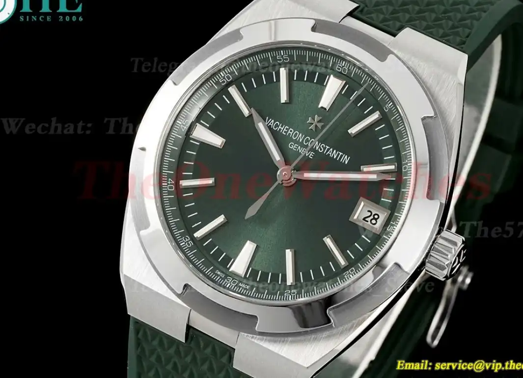 Overseas 4500V 41mm SS RU Green Dial 8F A5100