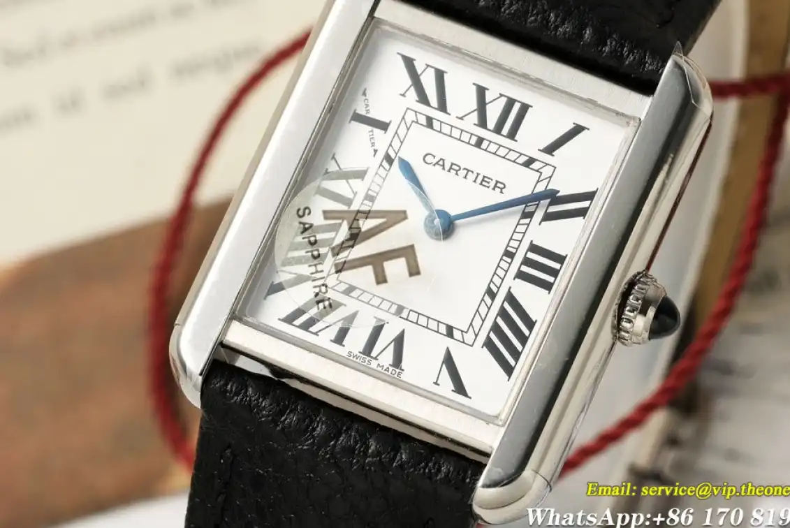 Cartier - Tank Solo 24.4mm White Dial on Lychee Grain Leather AF Quartz