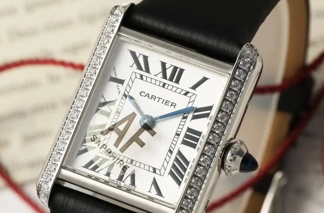 Cartier - Tank Must 22mm Dia SS SA White Dial AF Quartz