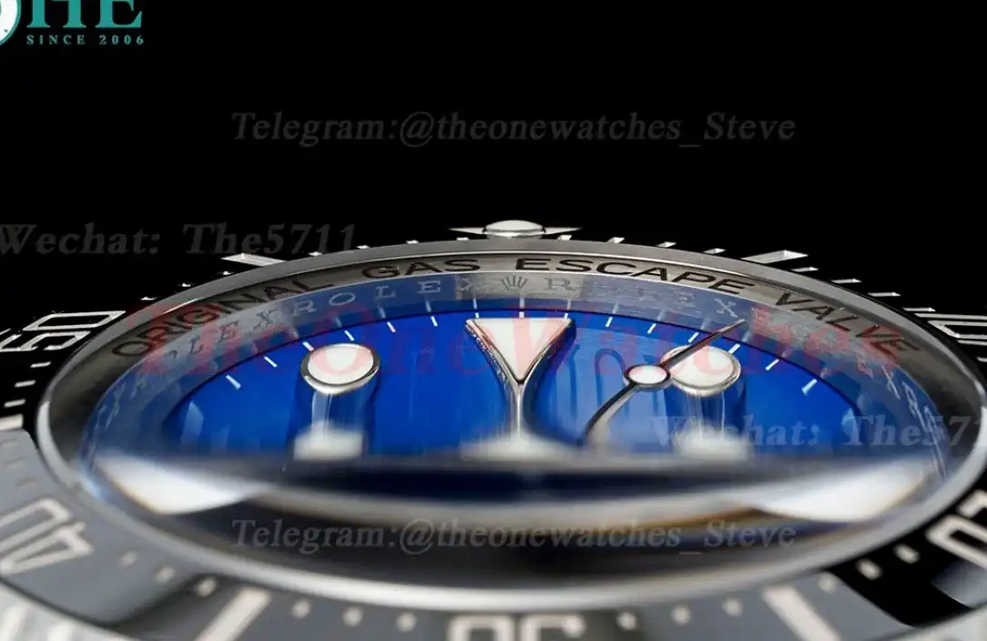 DeepSea 136660 44mm SS SS Gadient Blue DIal EWEF A3235