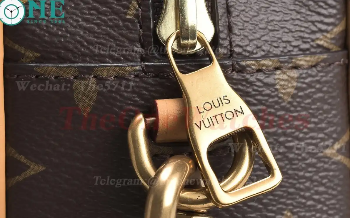 Louis Vuitton - Mini Soft Trunk M68906