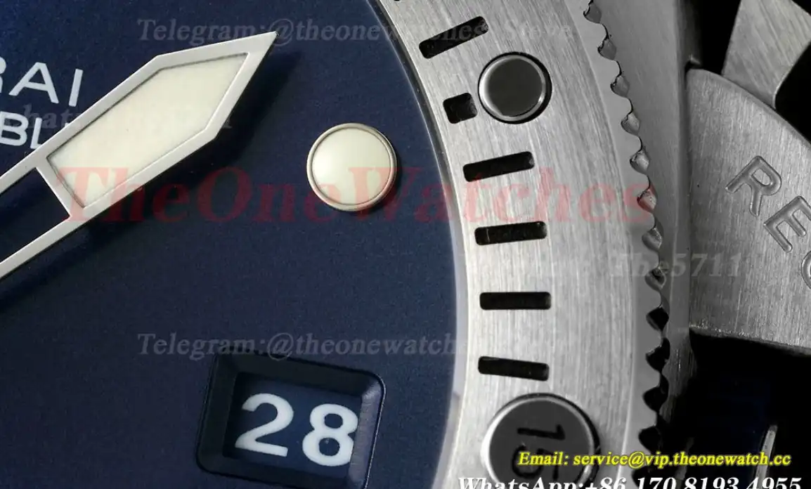 Submersible PAM1391 Luna Rossa 44mm SS RU Blue Dial VSF P900