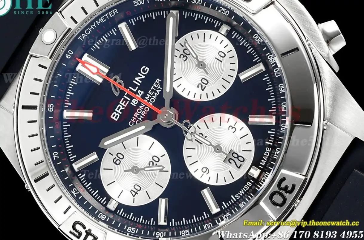 Breitling - Chronomat B01 42MM SS RU Green Stk TF A7750