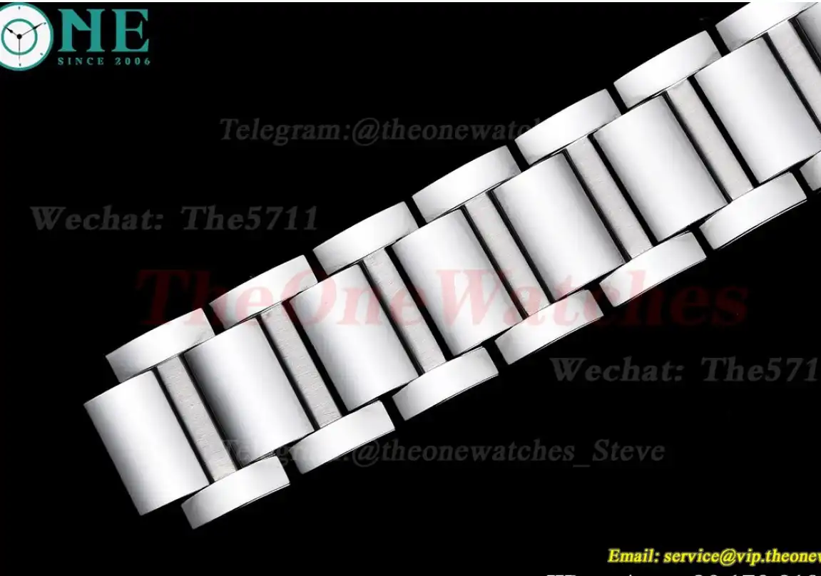 Tank Must 25.5MM White Dial On SS Bracelet K11F Quartz