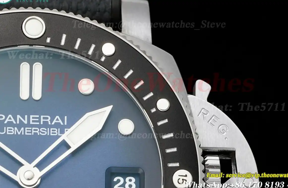 Submersible PAM1565 Luna Rossa 42mm SS RU Blue Dial VSF P900