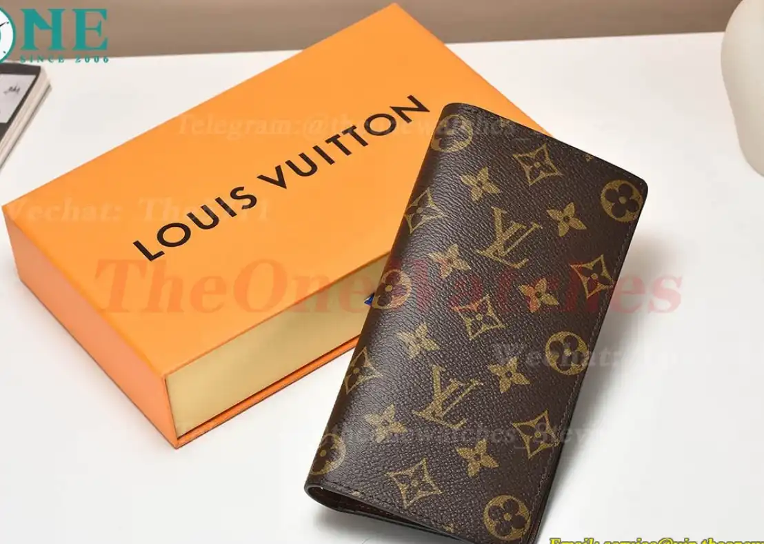 Louis Vuitton - Brazza Wallet Brown M66540